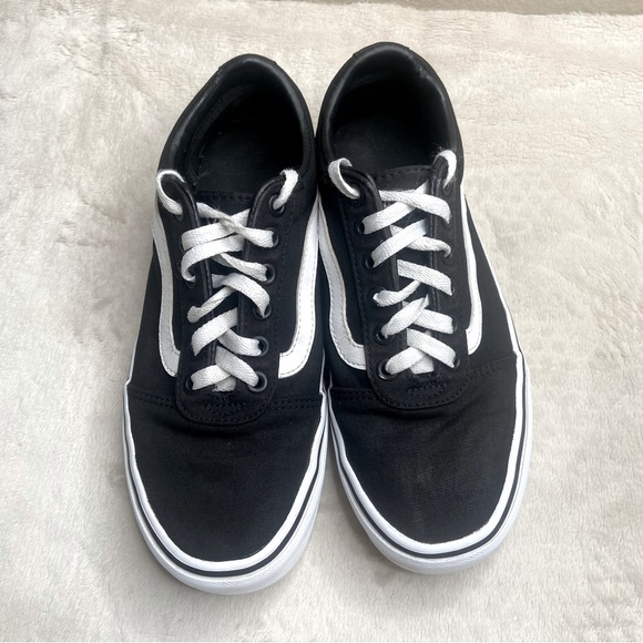 Black Vans Old-Skool Sneakers - Picture 4 of 11